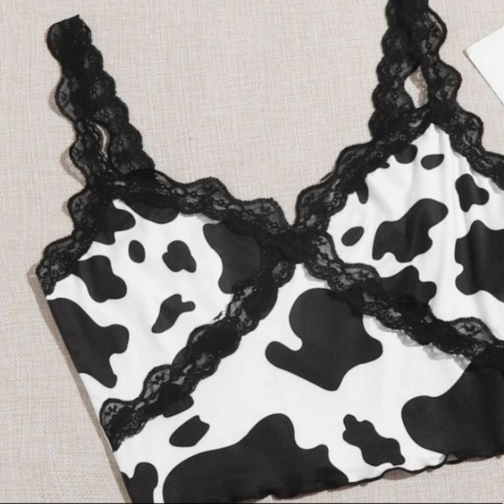 Lace trim cow print cami top